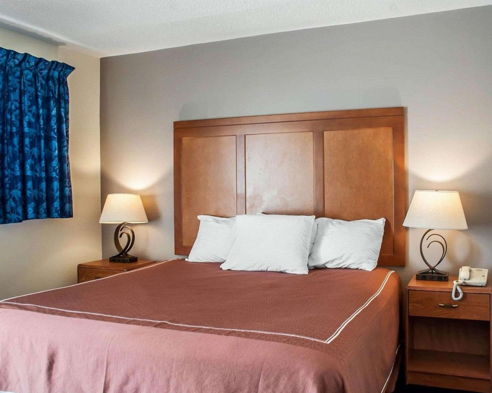 Rodeway Inn & Suites Niagara Falls