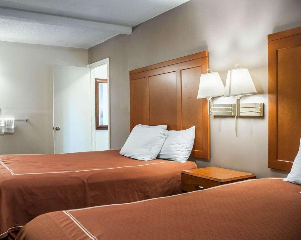 Rodeway Inn & Suites Niagara Falls
